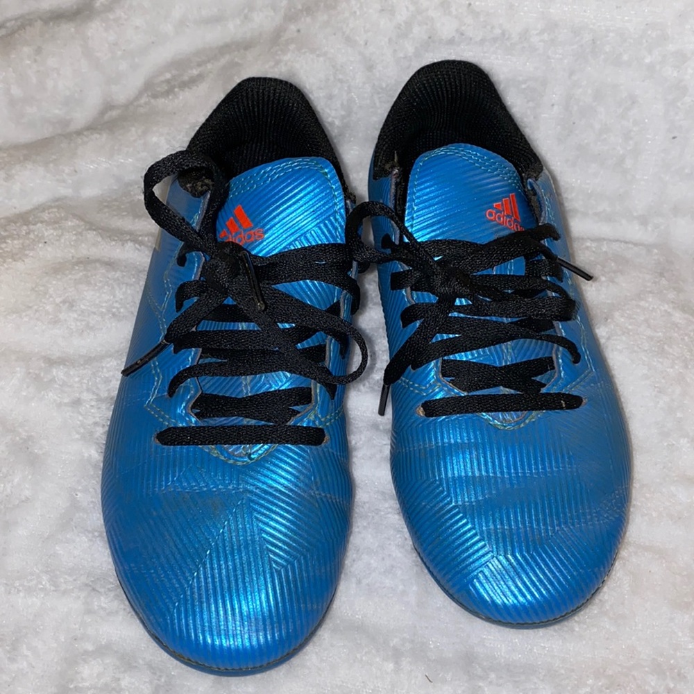 Adidas youth soccer cleats